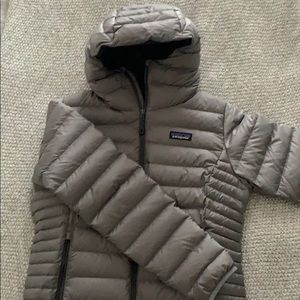 Patagonia Down Sweater Hoody